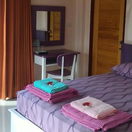 V-House Hotel Транг Екстериор снимка
